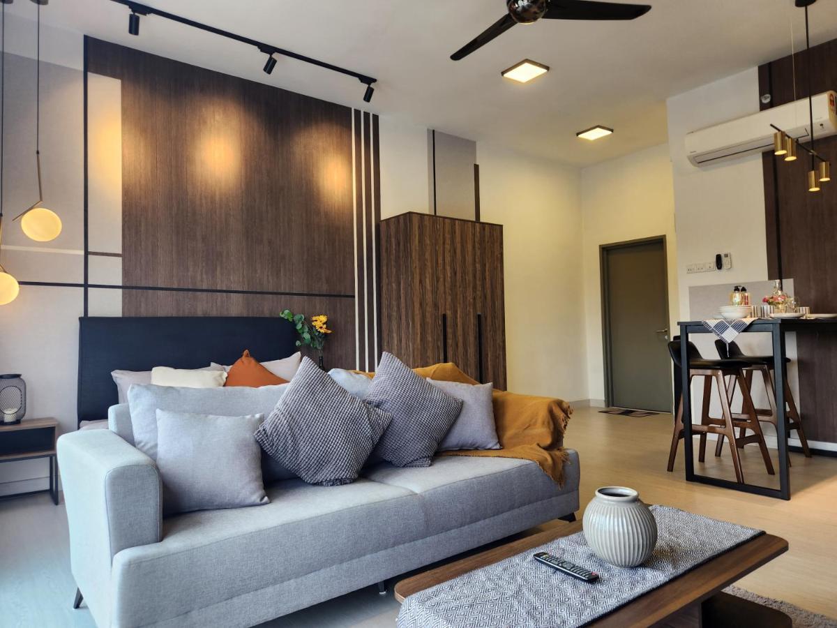 Taman Equine Comfy Studio#Greenery View#4 Pax#Aeon Mall Seri Kembangan Eksteriør billede