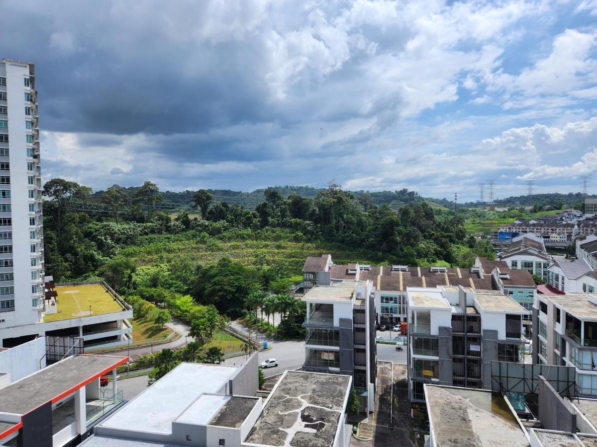 Taman Equine Comfy Studio#Greenery View#4 Pax#Aeon Mall Seri Kembangan Eksteriør billede