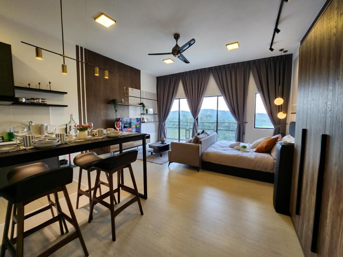 Taman Equine Comfy Studio#Greenery View#4 Pax#Aeon Mall Seri Kembangan Eksteriør billede